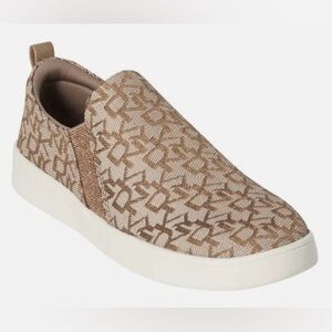 DKNY Girl’s Brown Cam Gore Logo Casual Slip On Sneaker Size 6